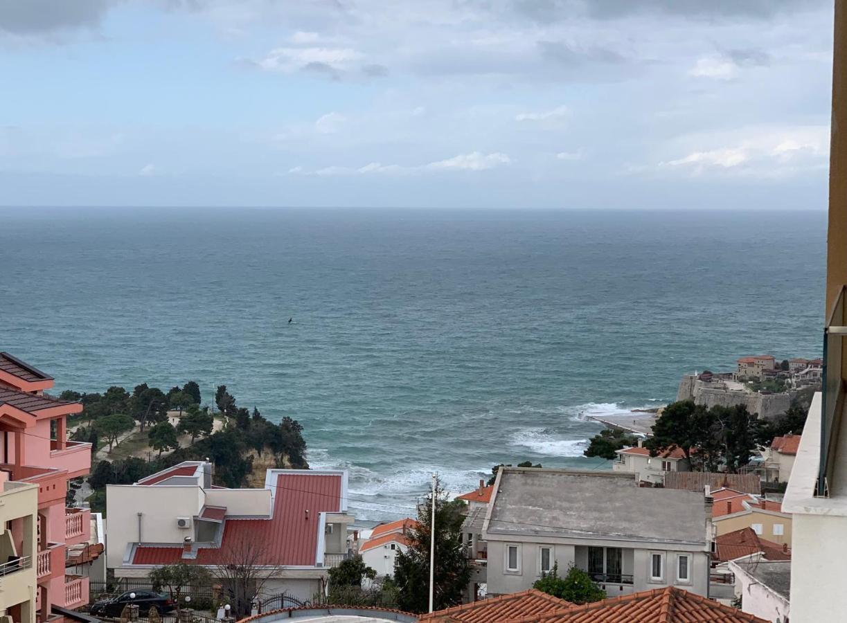 Art'S Apartment Mit Pool Ulcinj Pinjes Bagian luar foto